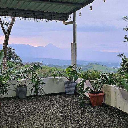 Appartamento Cabana Colibri Quesada  Esterno foto